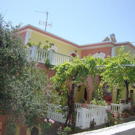 Nikolaou Thomas House Apartment ปาร์กา ภายนอก รูปภาพ