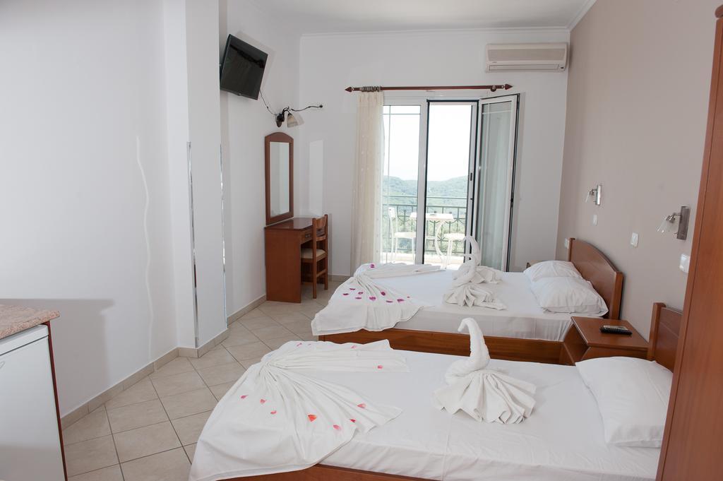 Nikolaou Thomas House Apartment ปาร์กา ภายนอก รูปภาพ