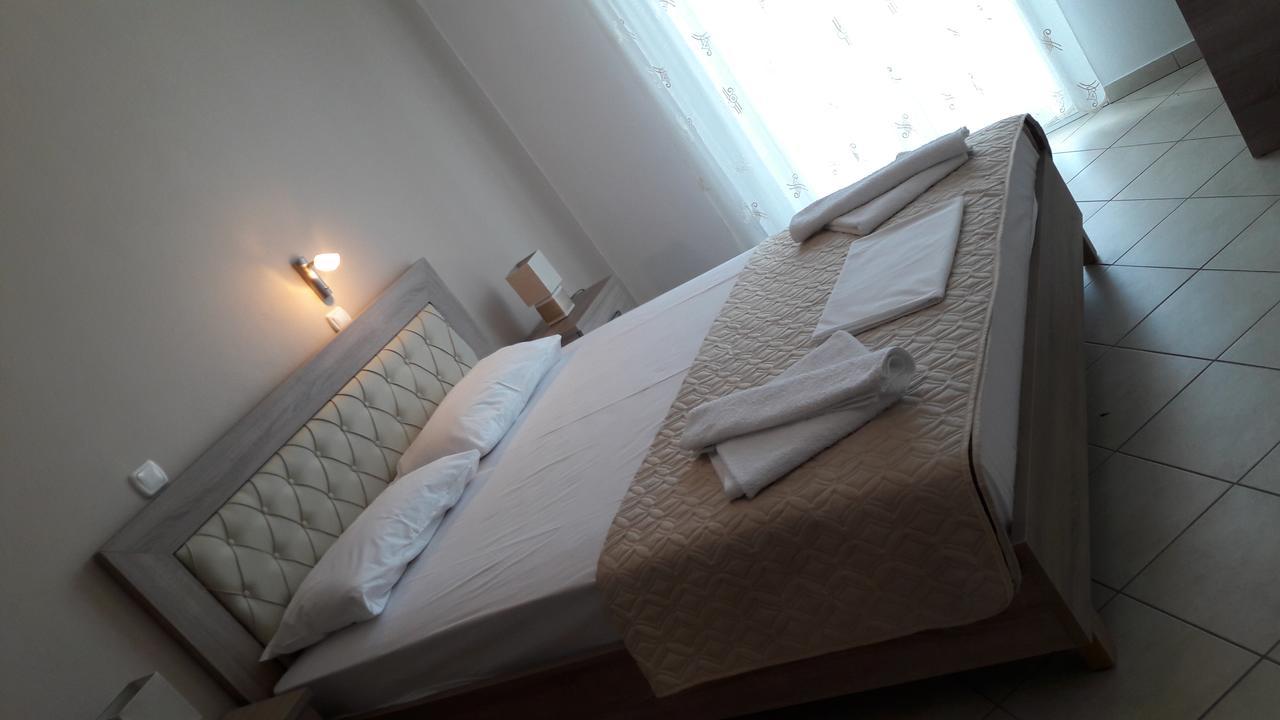 Nikolaou Thomas House Apartment ปาร์กา ภายนอก รูปภาพ